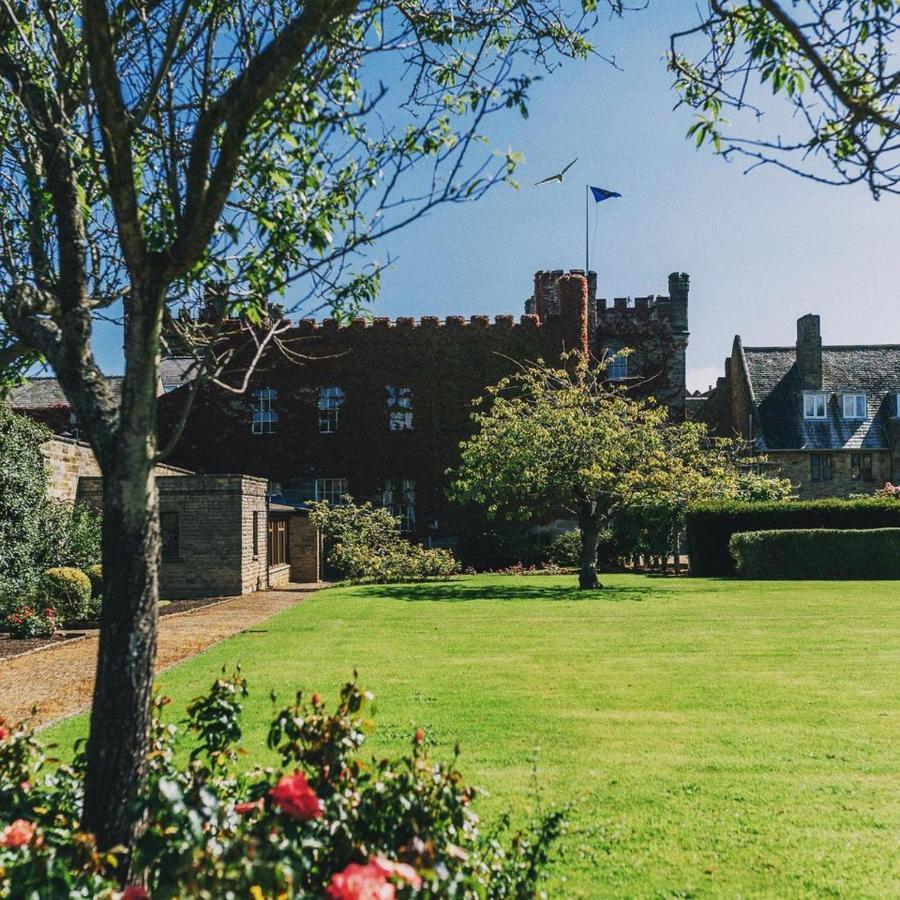 Sneaton Castle *